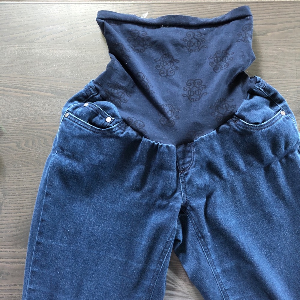 Jessica Simpson maternity ankle length jeans